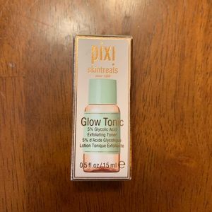 Bundle and get it FREE/ Pixi Glow Tonic NWT